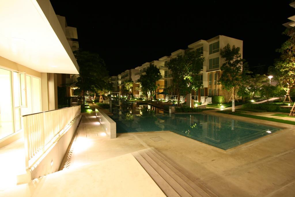 Luxury Beachfront Condo Хуа Хин Экстерьер фото