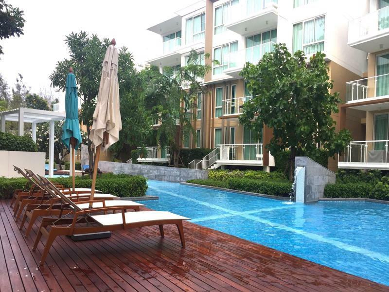 Luxury Beachfront Condo Хуа Хин Экстерьер фото